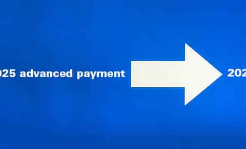 White,arrow,on,a,blue,background,pointing,to,the,right