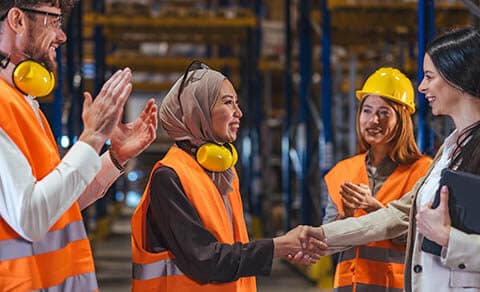 If your onboarding process makes new employees feel welcomed, prepared and supported, they’re more likely to become engaged contributors. Here are some best practices to consider.