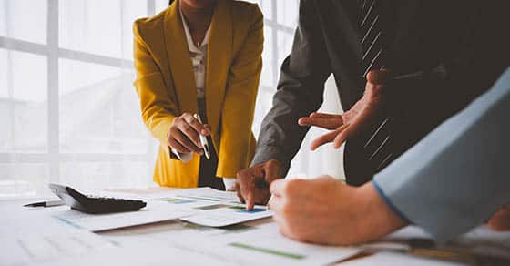 The right financial guidance can help maximize your business’s potential Successful businesses grow because their owners use accurate and authoritative financial information to make informed decisions. That’s where an experienced financial advisor comes in.